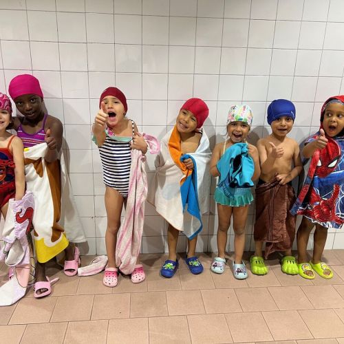 UN DIA DE PISCINA